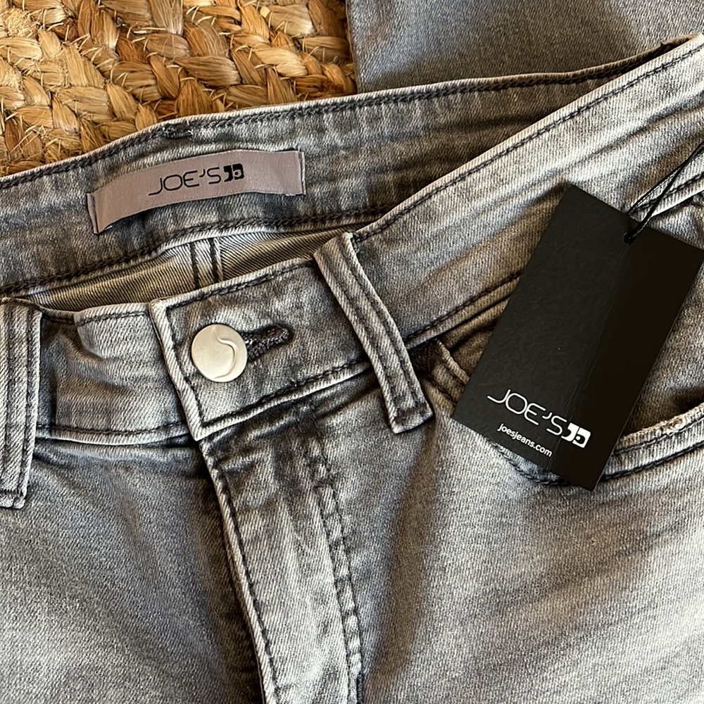 NWT Joe’s Grey Skinny Denim - Picture 2 of 4